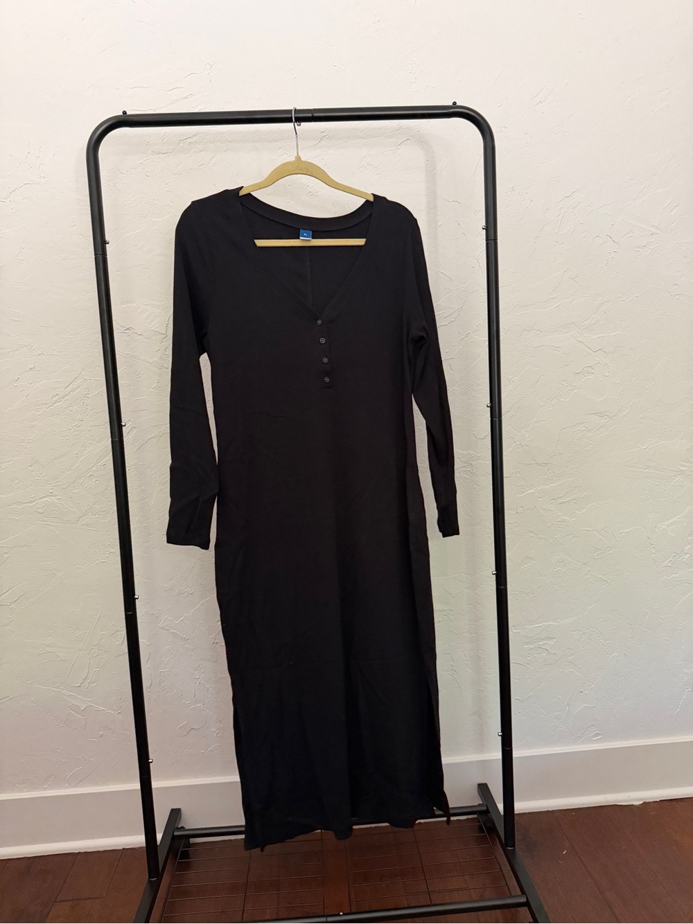 Black Old Navy Long Ribbed Sleeve Henley Maxi Dress -